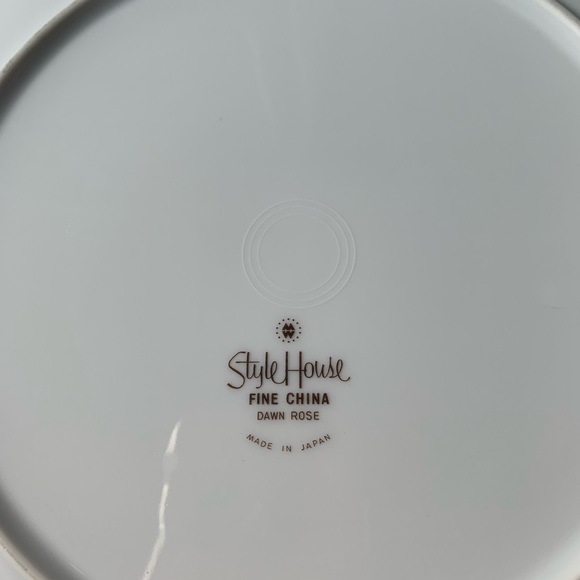 Vintage Fine China Dinner Set - Picture 4 of 4